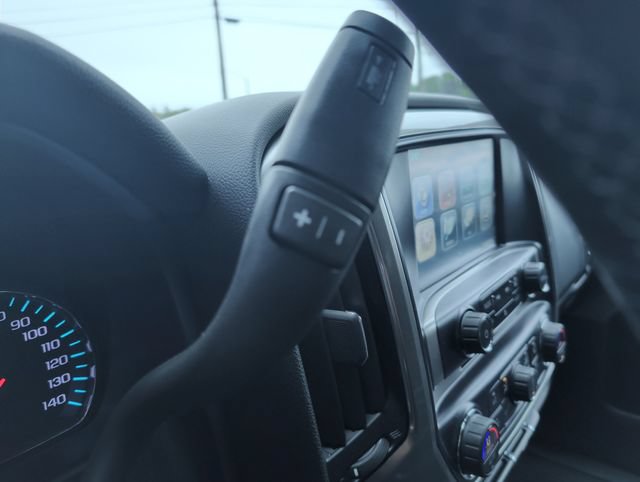 Used 2018 Chevrolet Silverado 1500 LT w/ LT Eassist Package AWD/4WD image 22