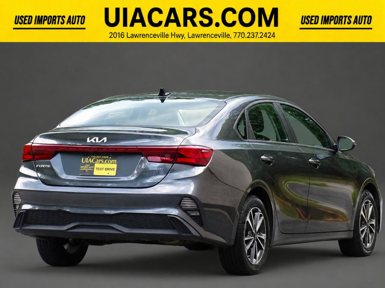 Used 2024 Kia Forte LXS w/ LXS Technology Package FWD image 9