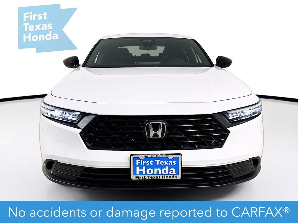 Used 2025 Honda Accord Sport image 2