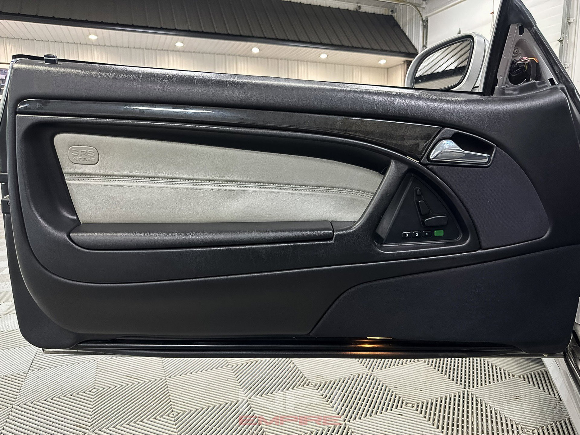 Used 2002 Mercedes-Benz SL 500 image 50