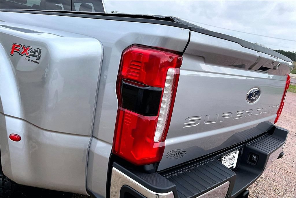 Certified 2024 Ford F450 Lariat w/ FX4 Off-Road Package AWD/4WD image 10