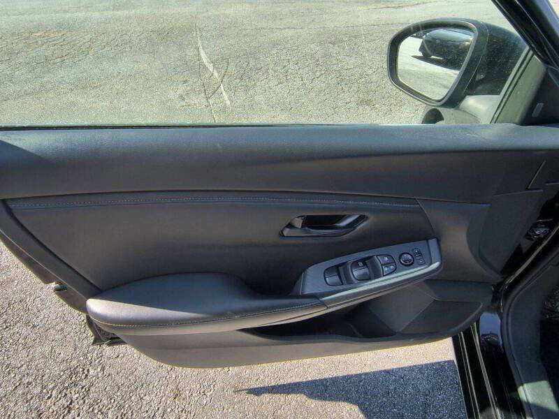 Used 2024 Nissan Sentra S FWD image 14