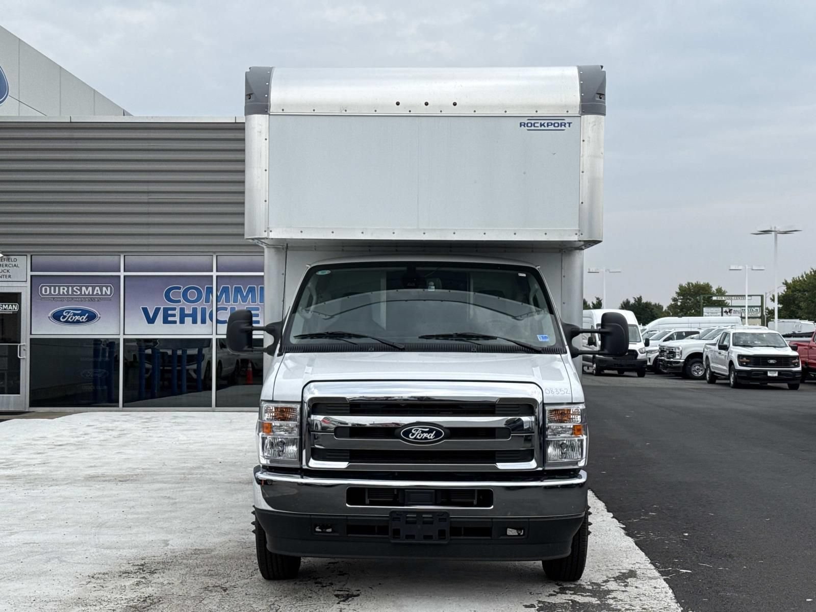 New 2027 Ford E-450 and Econoline 450 Super Duty w/ Power Equipment Group RWD image 8