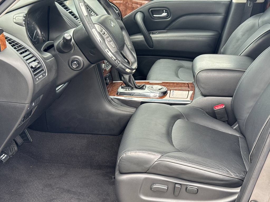 Used 2019 INFINITI QX80 Luxe w/ All-Season Package RWD image 9