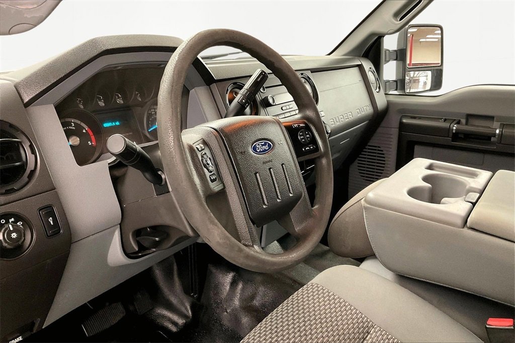 Used 2016 Ford F250 XL w/ Power Equipment Group image 15