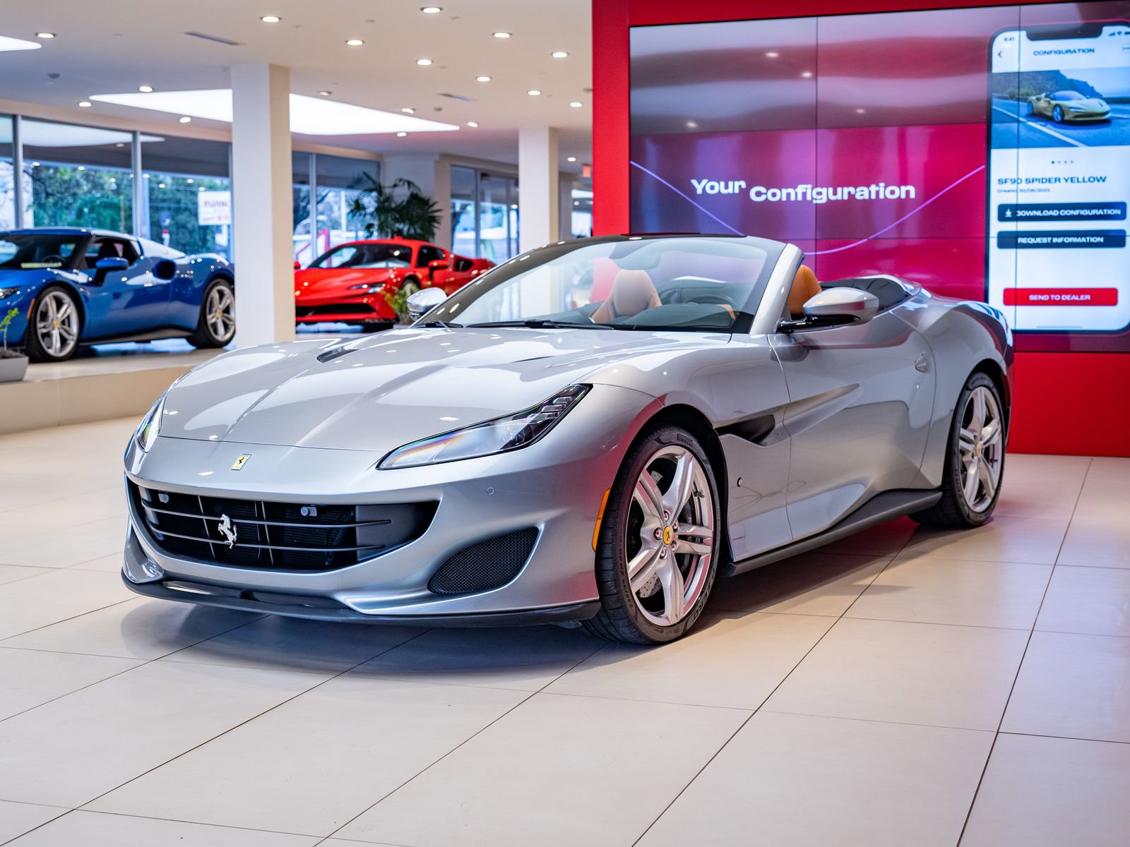 Used 2019 Ferrari Portofino RWD image 4