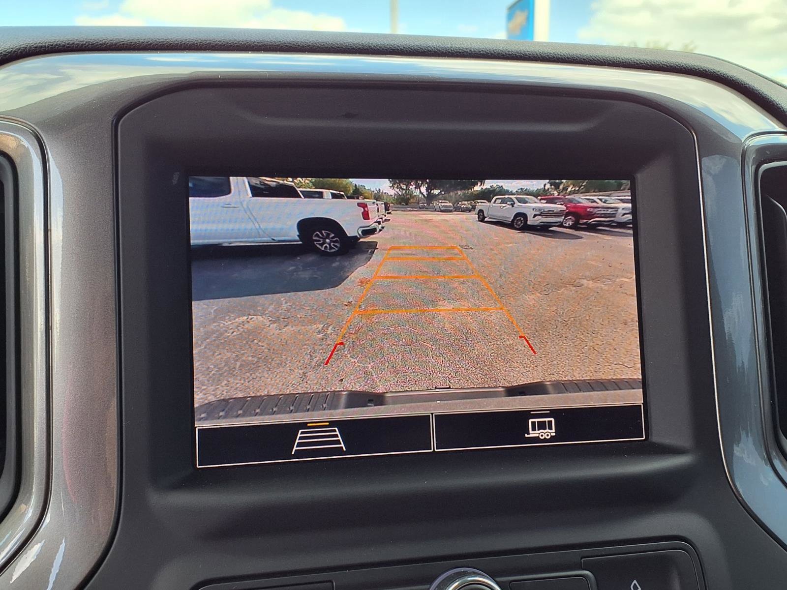 Used 2025 Chevrolet Silverado 2500 Custom w/ Custom Convenience Package AWD/4WD image 11
