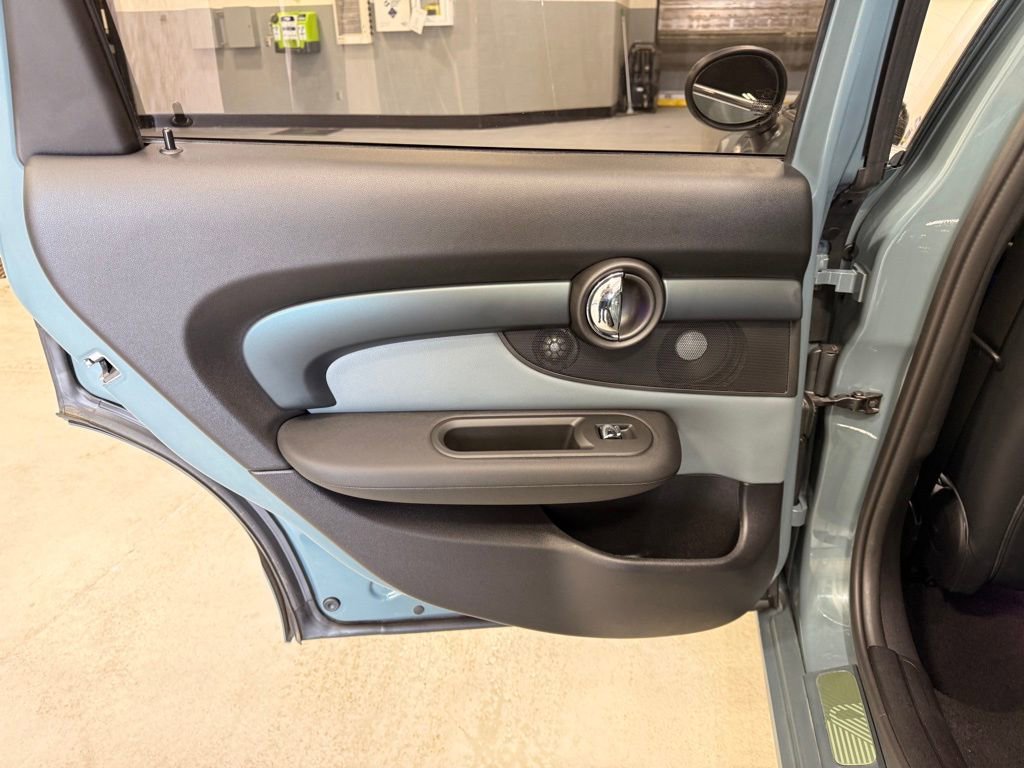 Used 2023 MINI Cooper Clubman S w/ MINI Untold Edition image 21