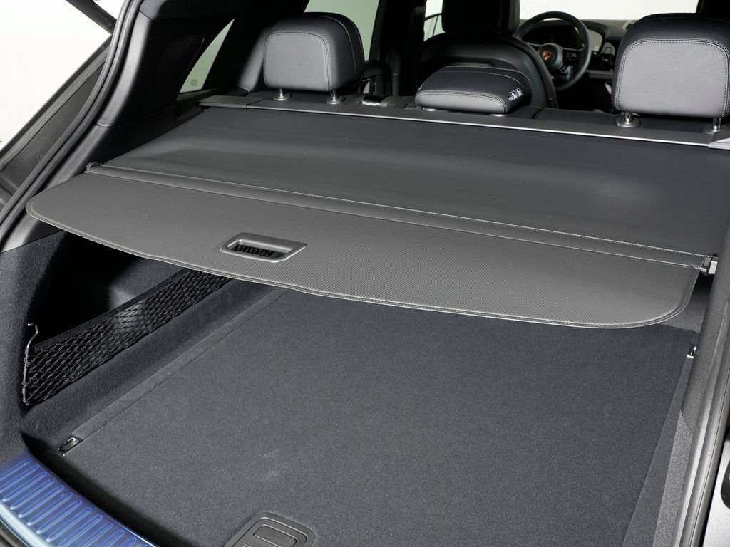 Certified 2026 Porsche Cayenne AWD/4WD image 14