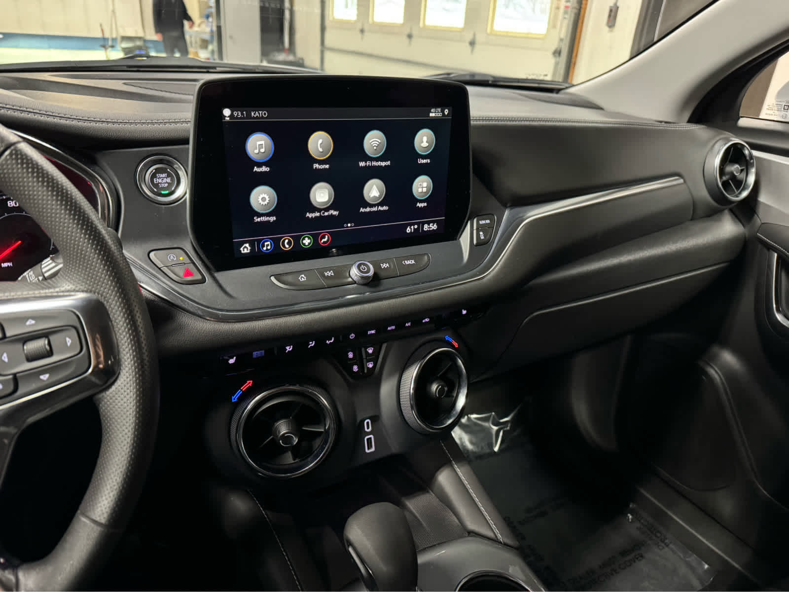 Certified 2025 Chevrolet Blazer LT w/ Convenience Package image 20