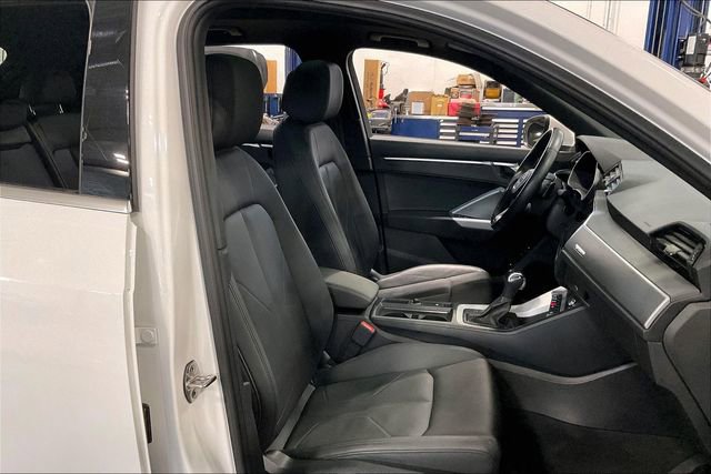 Certified 2023 Audi Q3 2.0T Premium w/ Convenience Package image 7