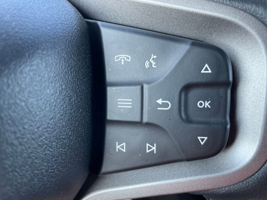 New 2025 Ford Bronco Badlands image 17