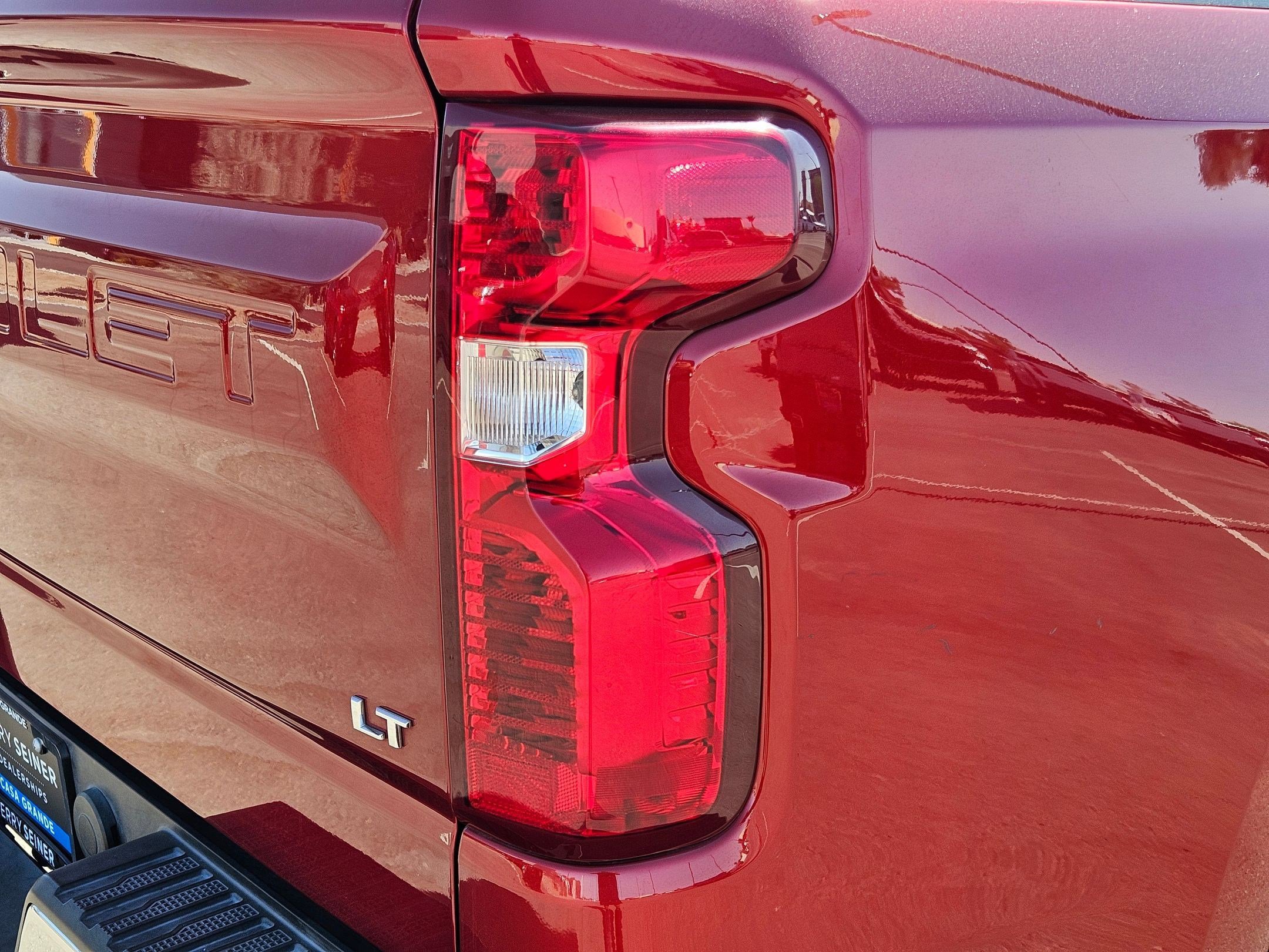 Certified 2021 Chevrolet Silverado 1500 LT w/ Diesel Off-Road Package AWD/4WD image 12
