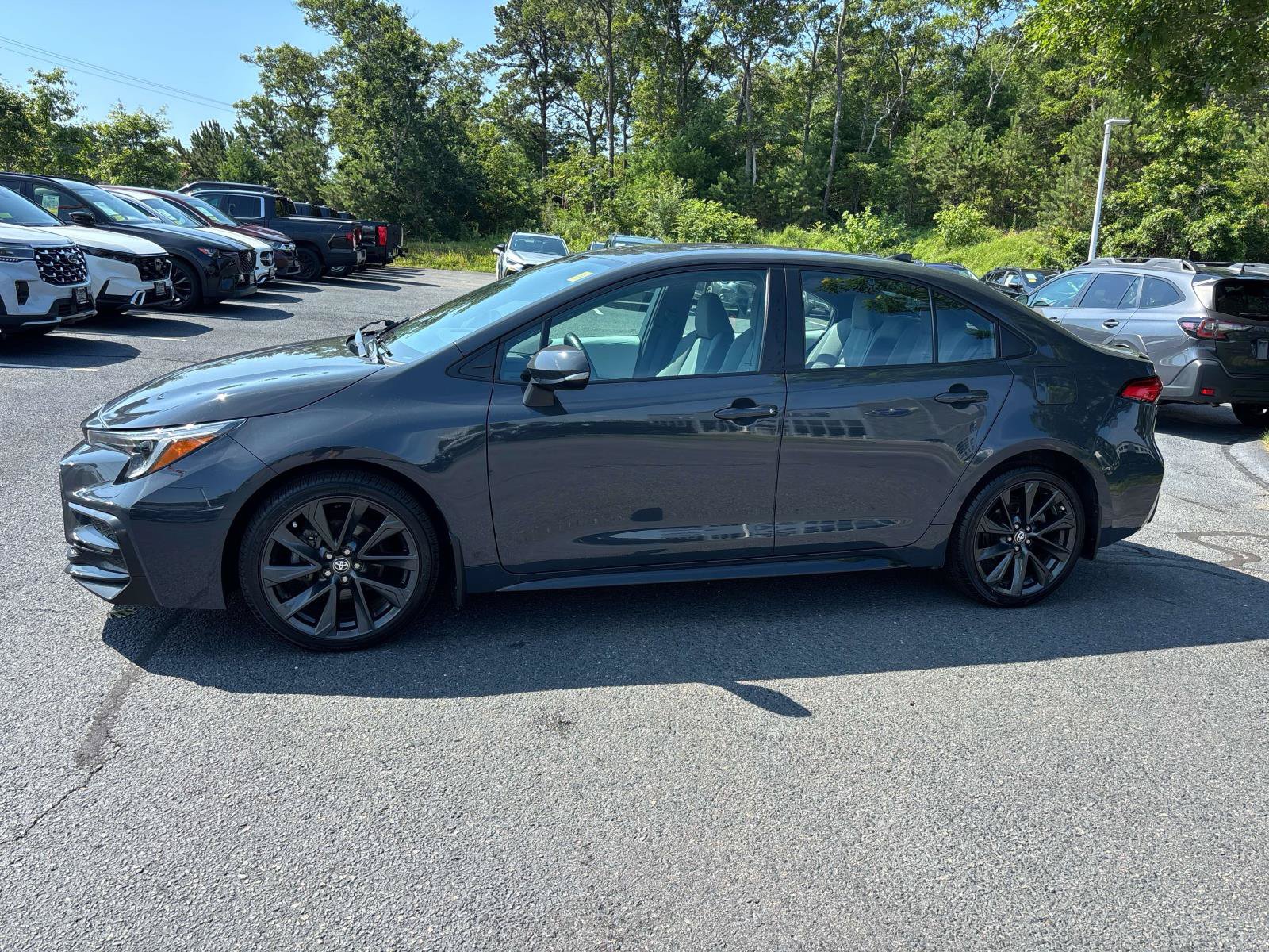 Used 2024 Toyota Corolla SE FWD image 6