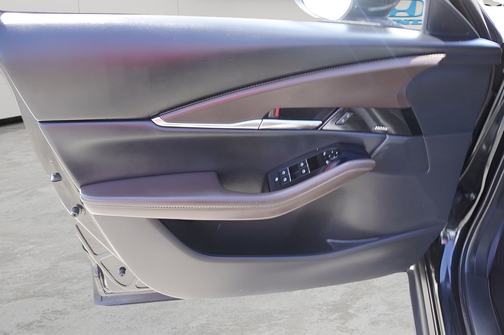 Used 2024 MAZDA CX-30 AWD 2.5 S w/ Premium Package image 15