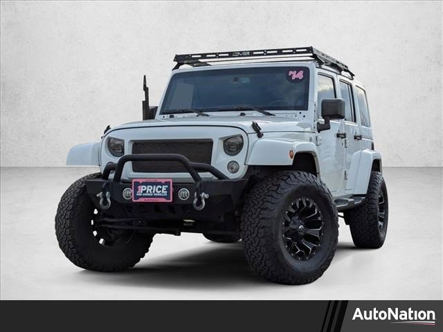 Used 2014 Jeep Wrangler Unlimited Sahara w/ Max Tow Package AWD/4WD image 1