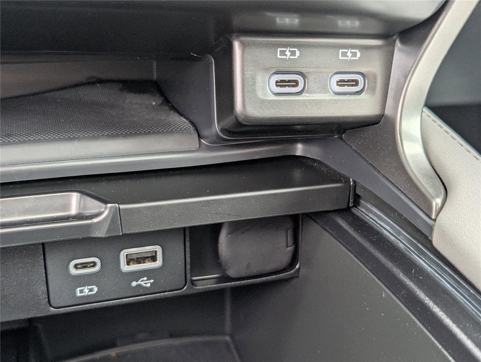 Used 2024 Lexus RX 350 Premium w/ Accessory Package (Z1) image 26