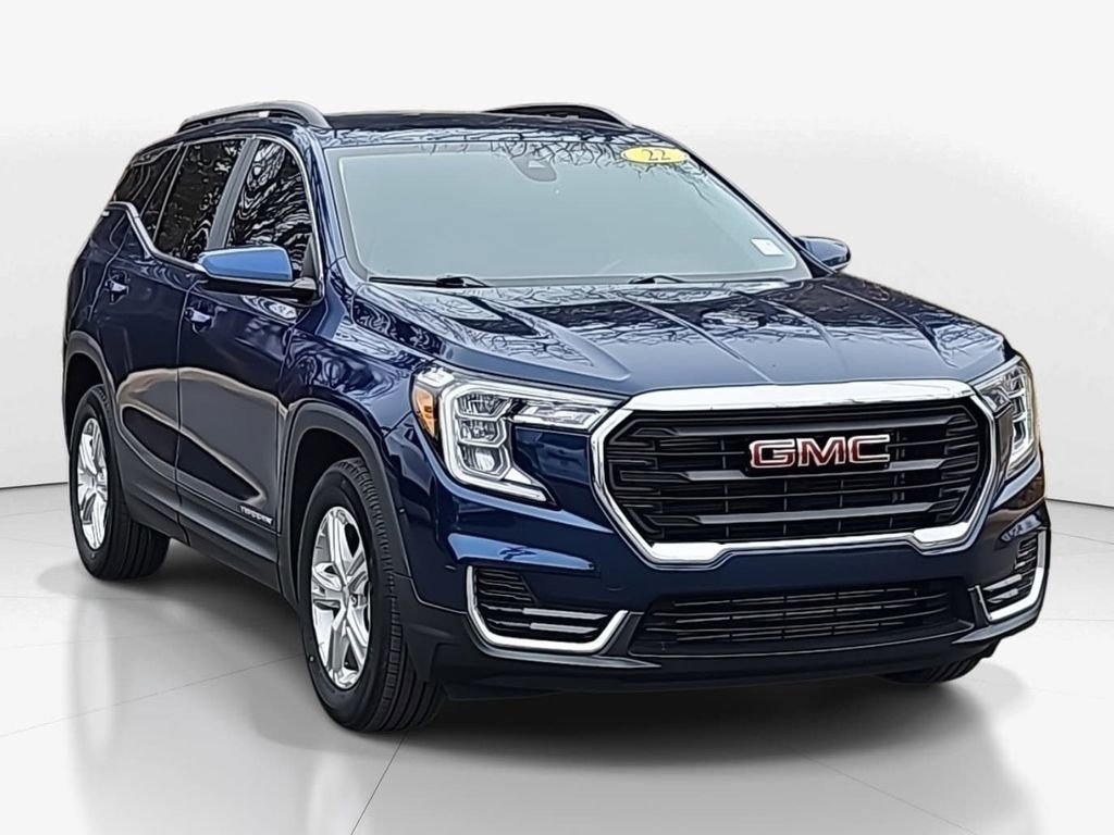 Used 2022 GMC Terrain SLE w/ Driver Convenience Package image 1