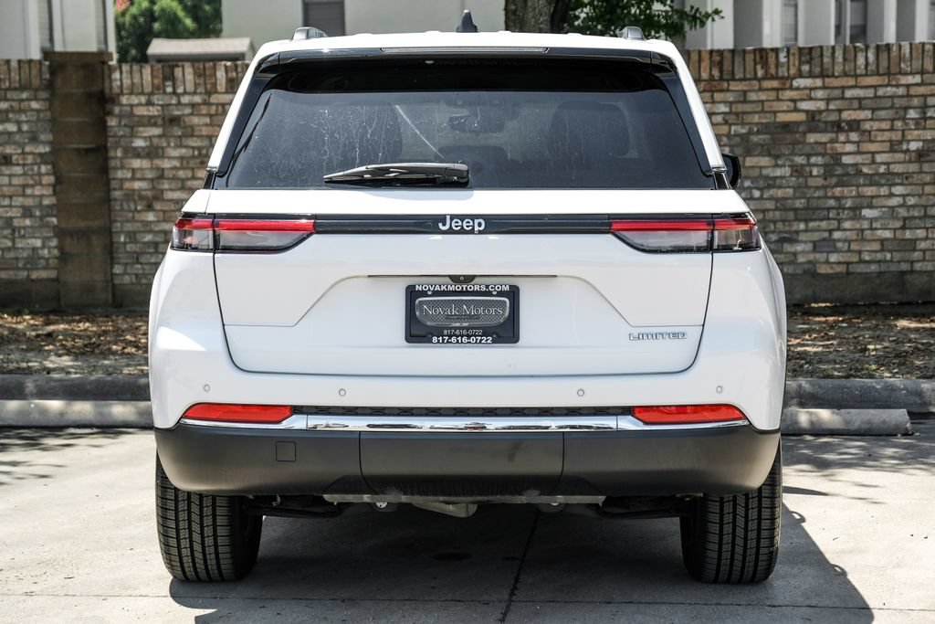 Used 2022 Jeep Grand Cherokee Limited RWD image 18