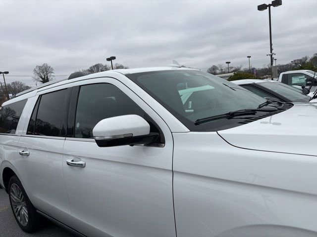 Used 2024 Ford Expedition Max Limited image 7