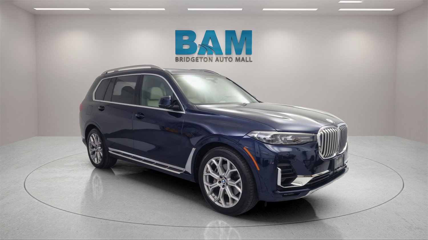 Used 2022 BMW X7 xDrive40i w/ Executive Package image 1