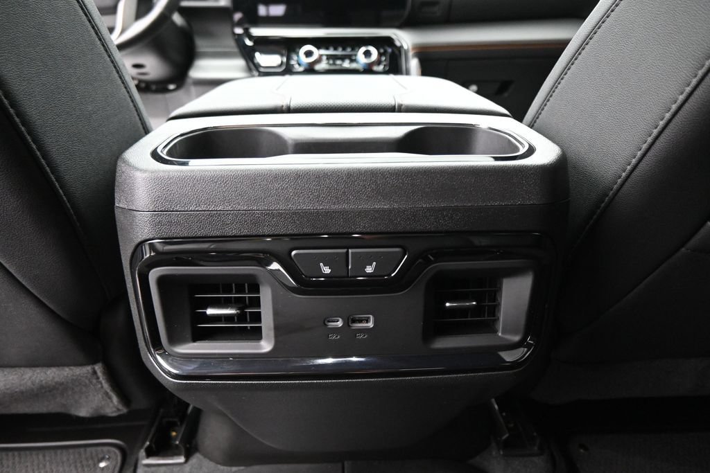 Used 2025 GMC Sierra 1500 AT4 w/ AT4 Preferred Package AWD/4WD image 30