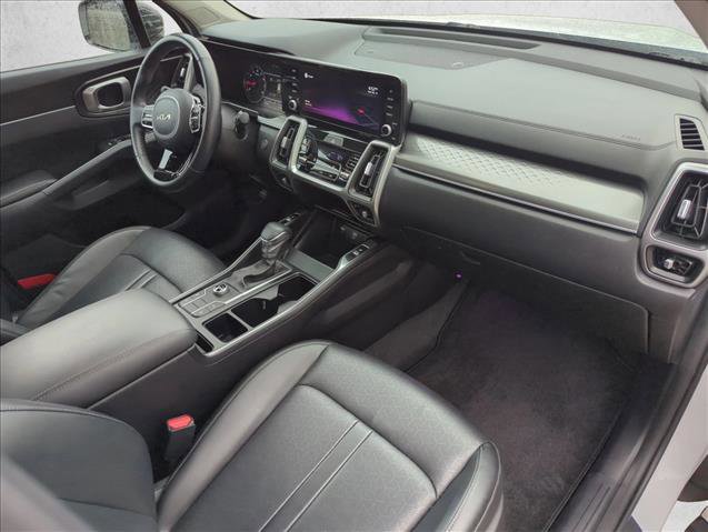 Used 2022 Kia Sorento S w/ Panoramic Sunroof Package FWD image 25