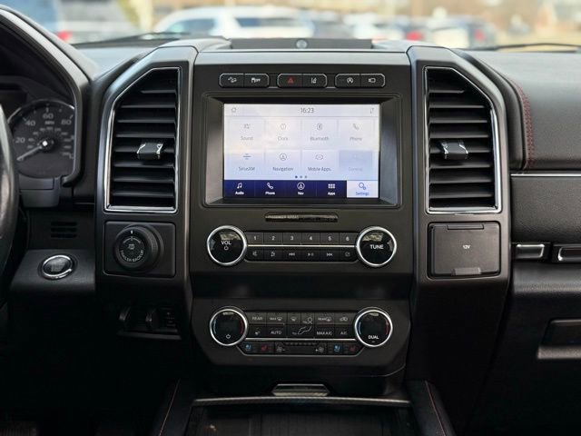 Used 2021 Ford Expedition Limited w/ Equipment Group 303A image 24