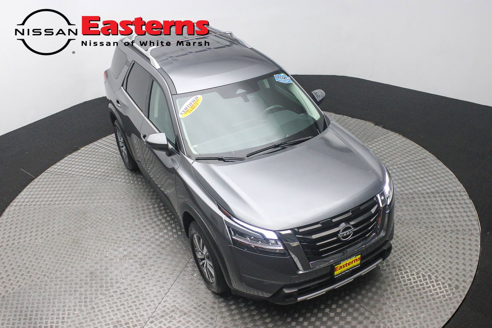 Used 2023 Nissan Pathfinder SL image 4