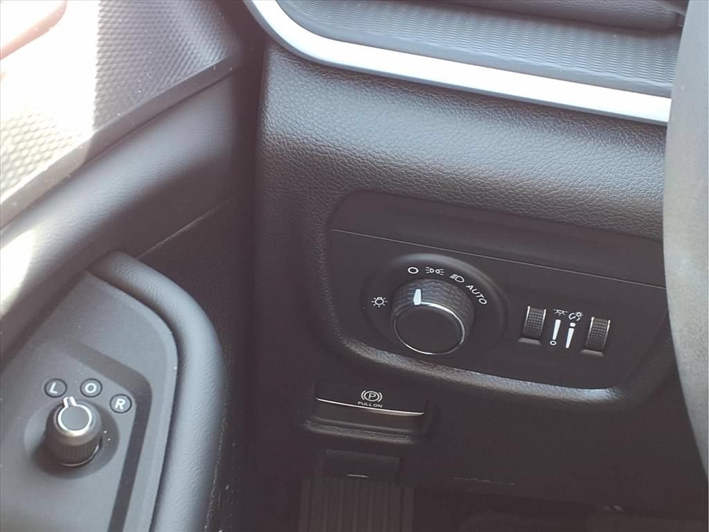 New 2025 Jeep Grand Cherokee 4WD image 12