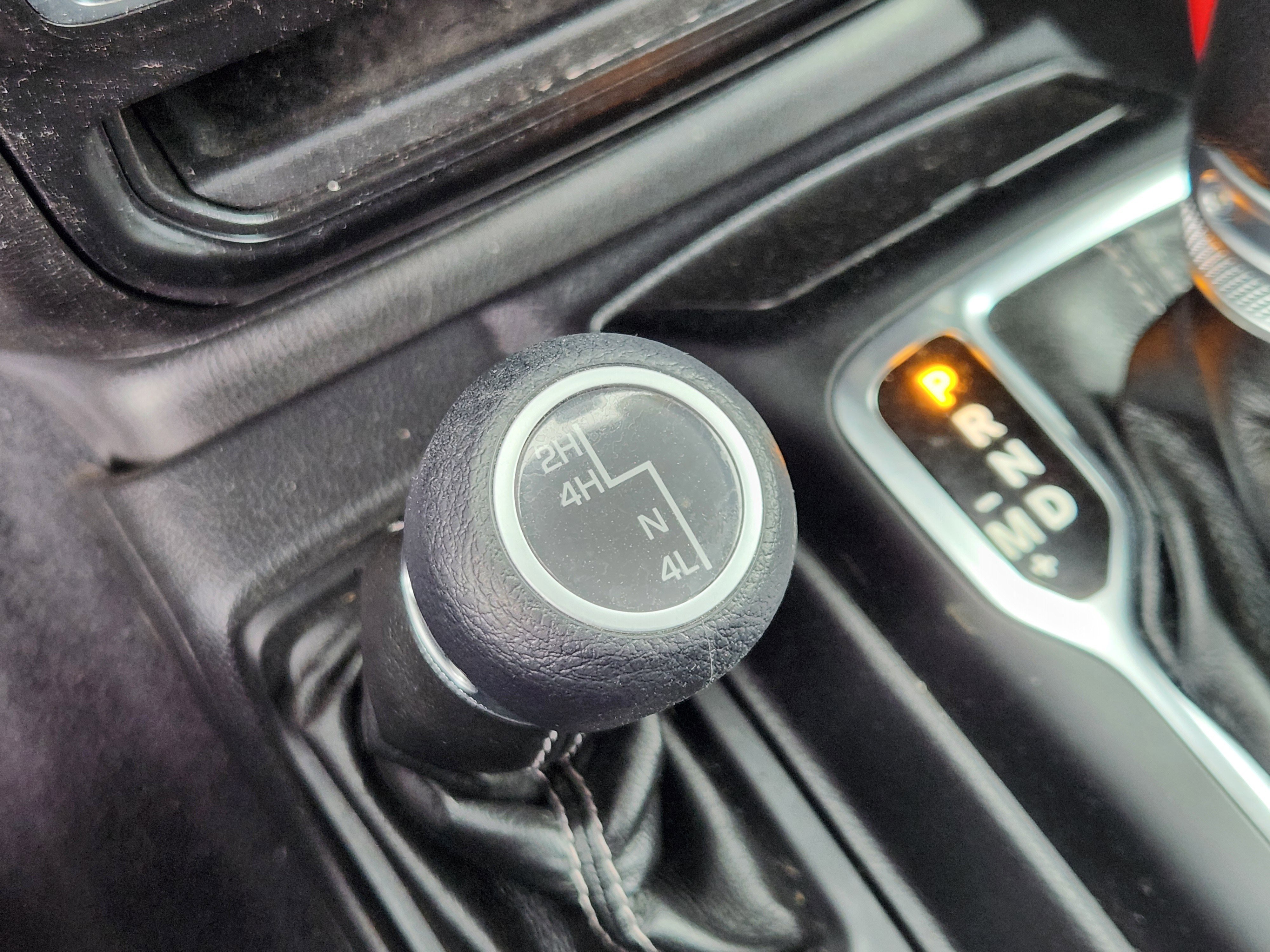 Used 2022 Jeep Wrangler Unlimited Sahara AWD/4WD image 23