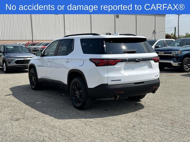 Certified 2023 Chevrolet Traverse LT FWD image 3