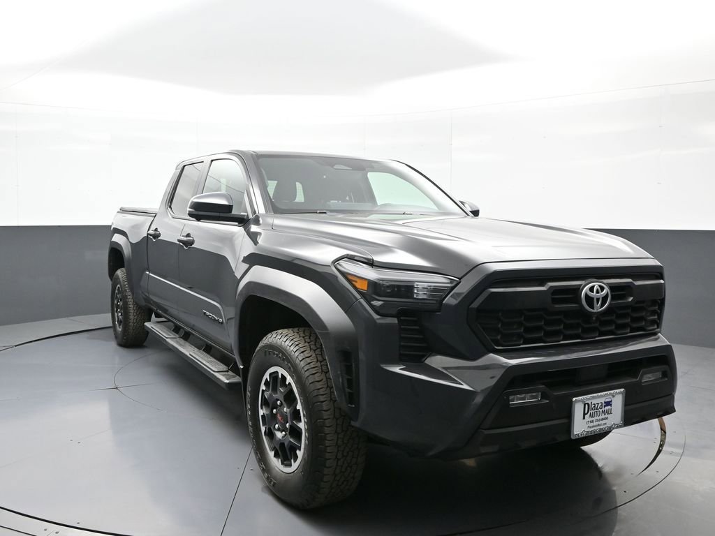Certified 2024 Toyota Tacoma TRD Off-Road AWD/4WD image 3