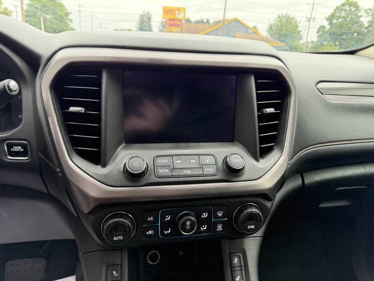 Used 2017 GMC Acadia SLE w/ Driver Alert Package I AWD/4WD image 15