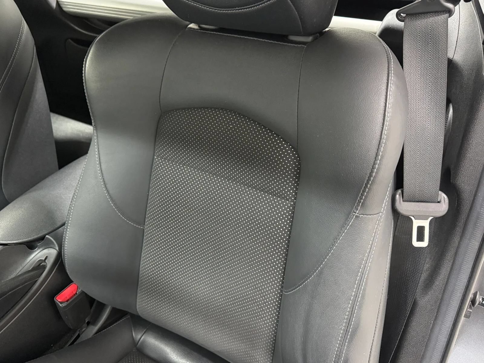 Used 2019 Nissan 370Z Touring Sport RWD image 13
