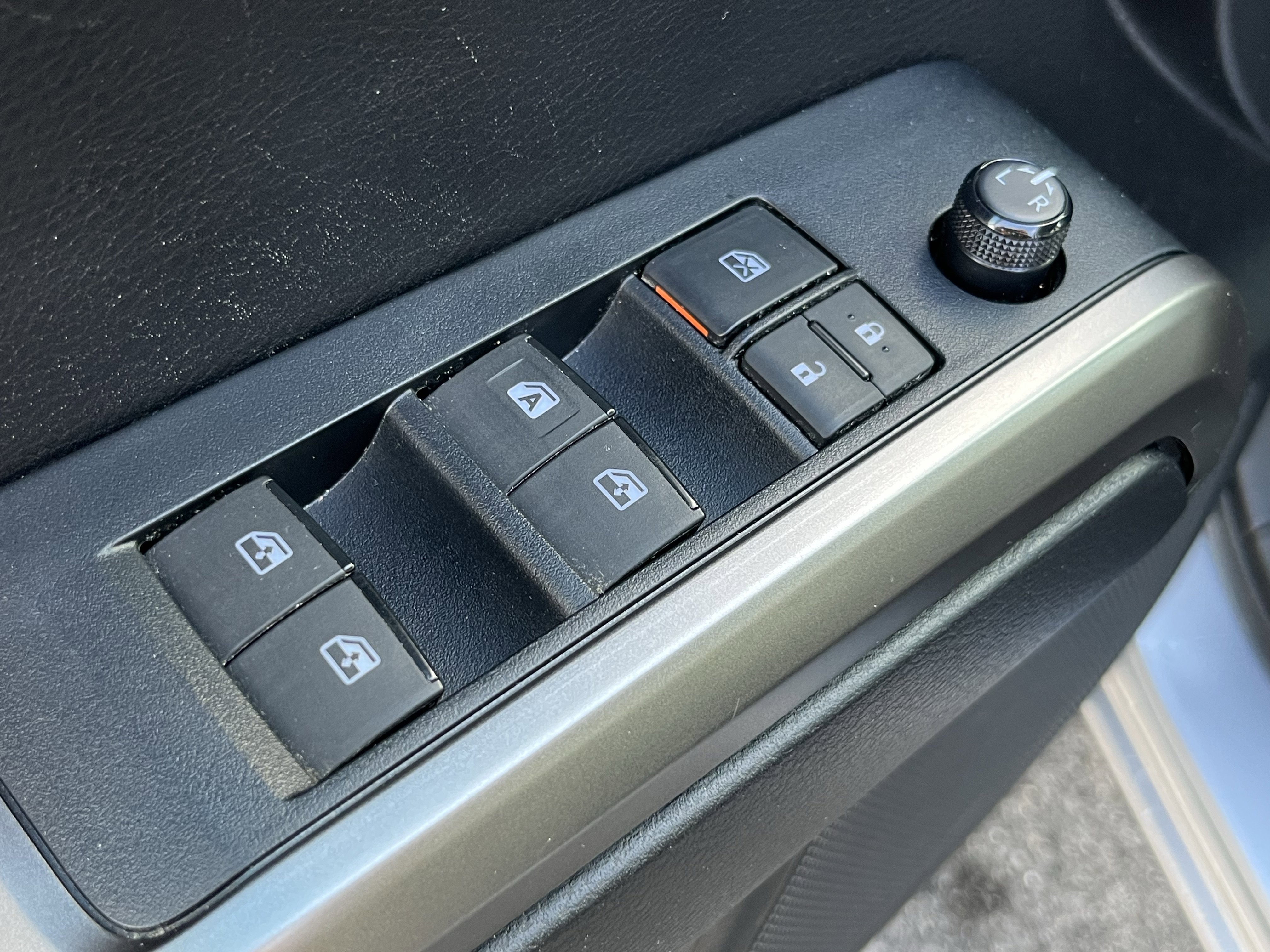 Used 2019 Toyota Tacoma SR5 image 17