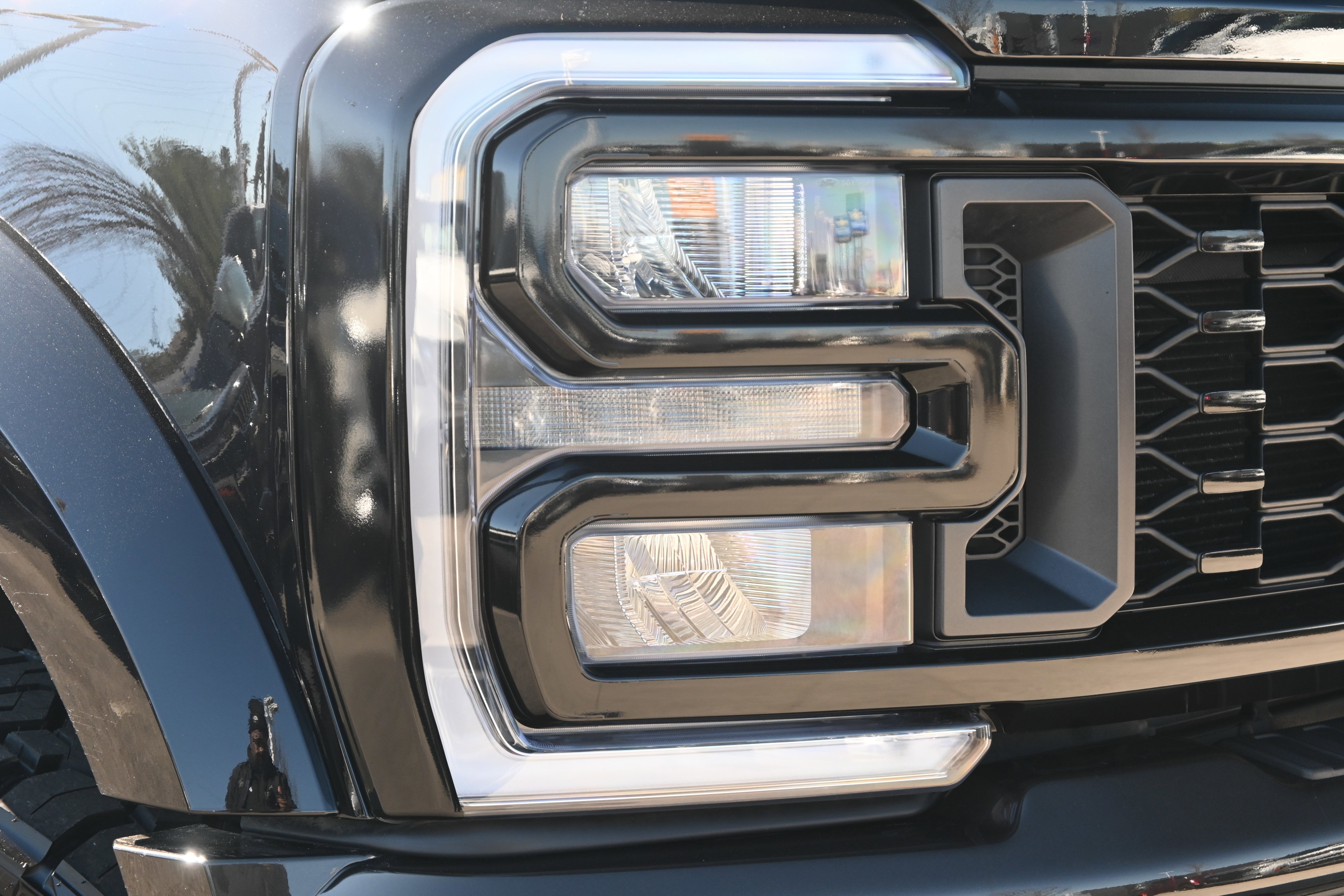 Used 2025 Ford F450 King Ranch image 12