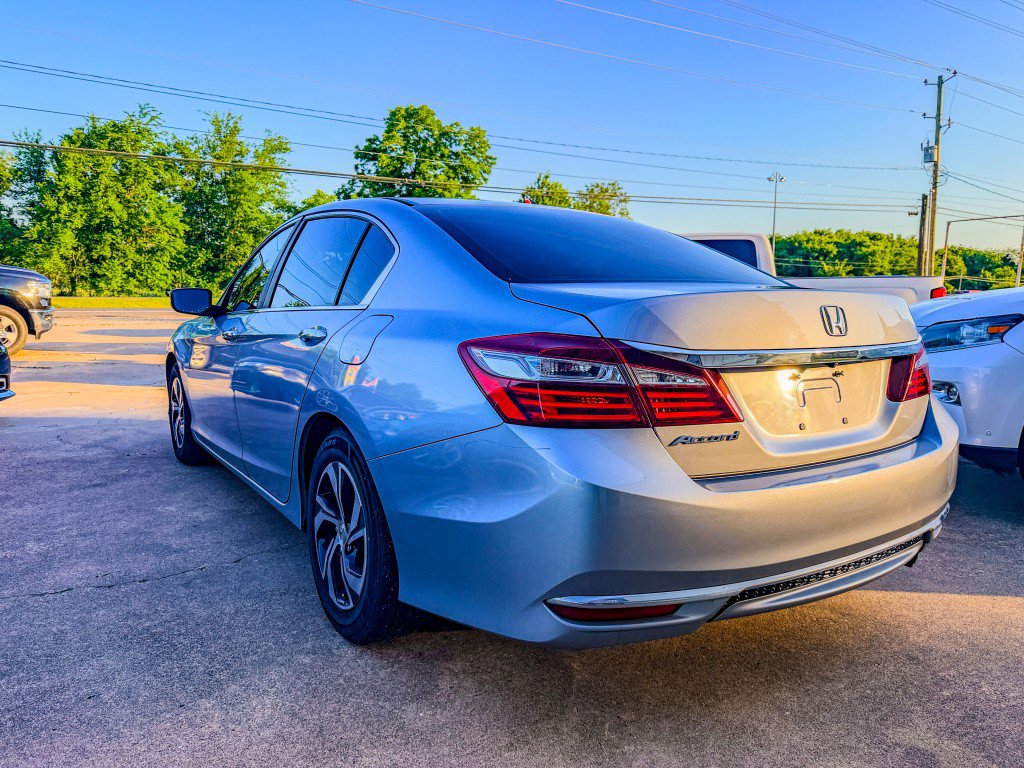 Used 2016 Honda Accord LX image 2