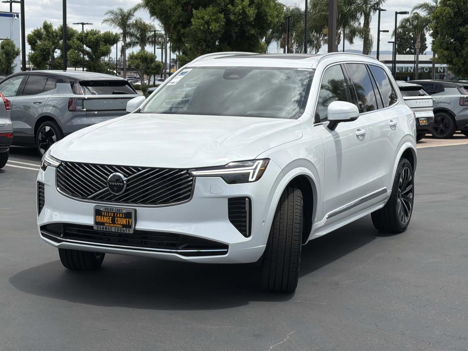 New 2026 Volvo XC90 B6 Ultra AWD/4WD image 3