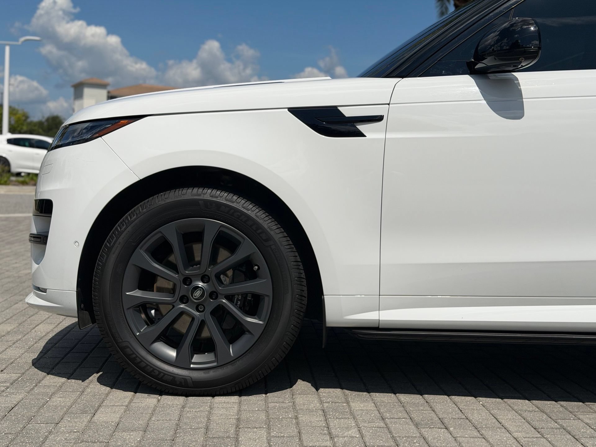 Used 2023 Land Rover Range Rover Sport SE Dynamic AWD/4WD image 6