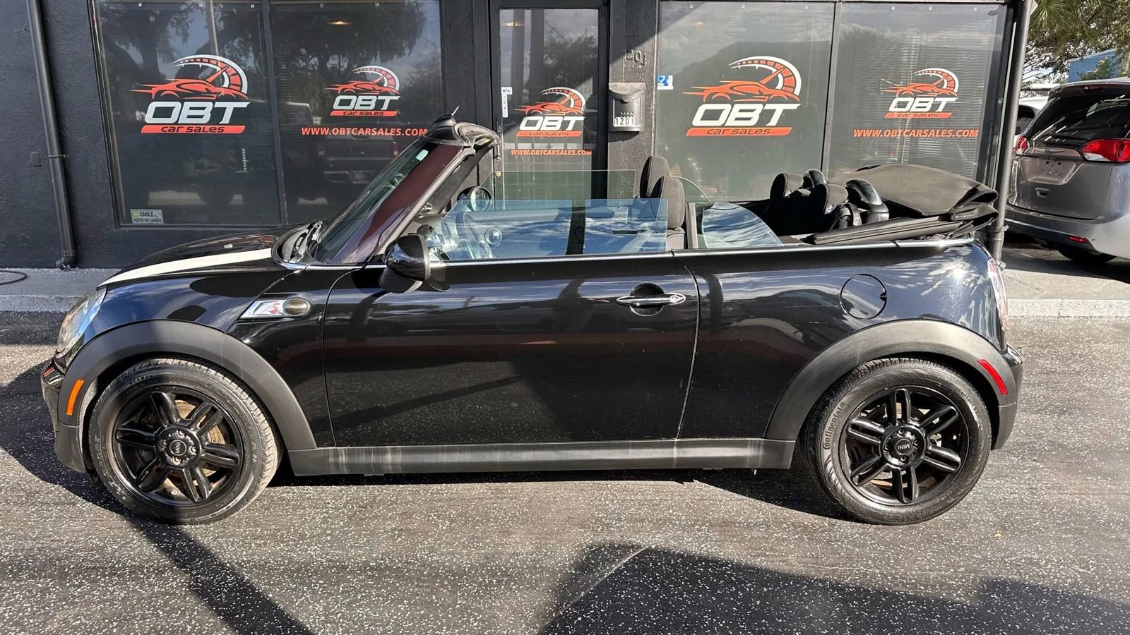 Used 2015 MINI Cooper S image 3