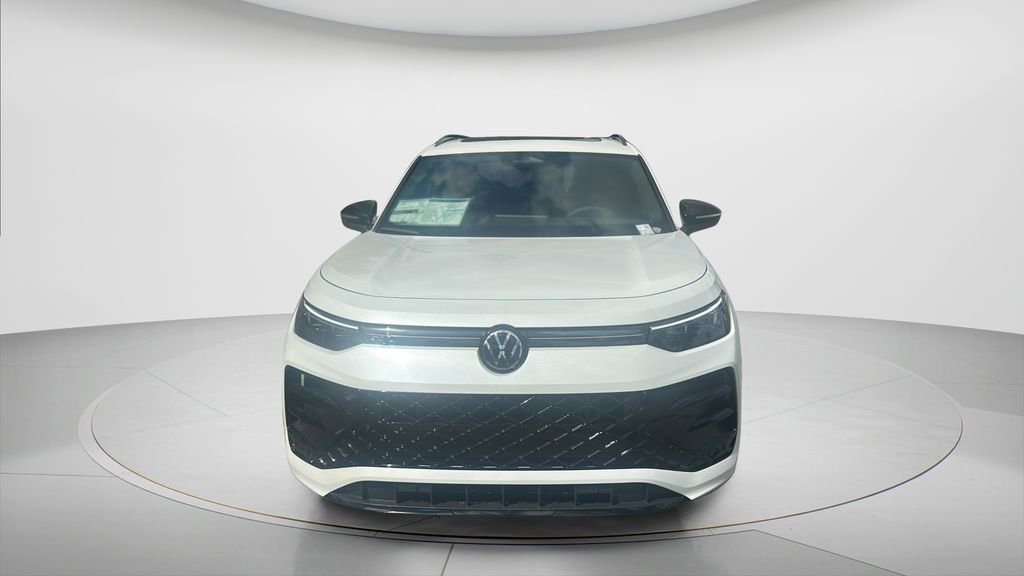 New 2026 Volkswagen Tiguan SE R-Line image 8