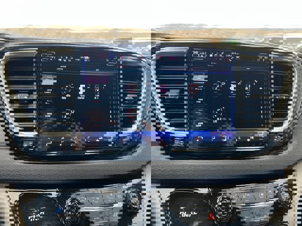 Used 2022 Chrysler Pacifica Touring-L image 19