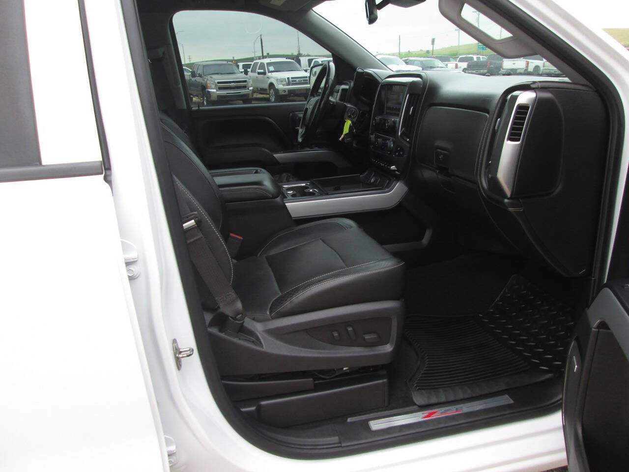 Used 2014 Chevrolet Silverado 1500 LTZ Z71 w/ LTZ Plus Package AWD/4WD image 24