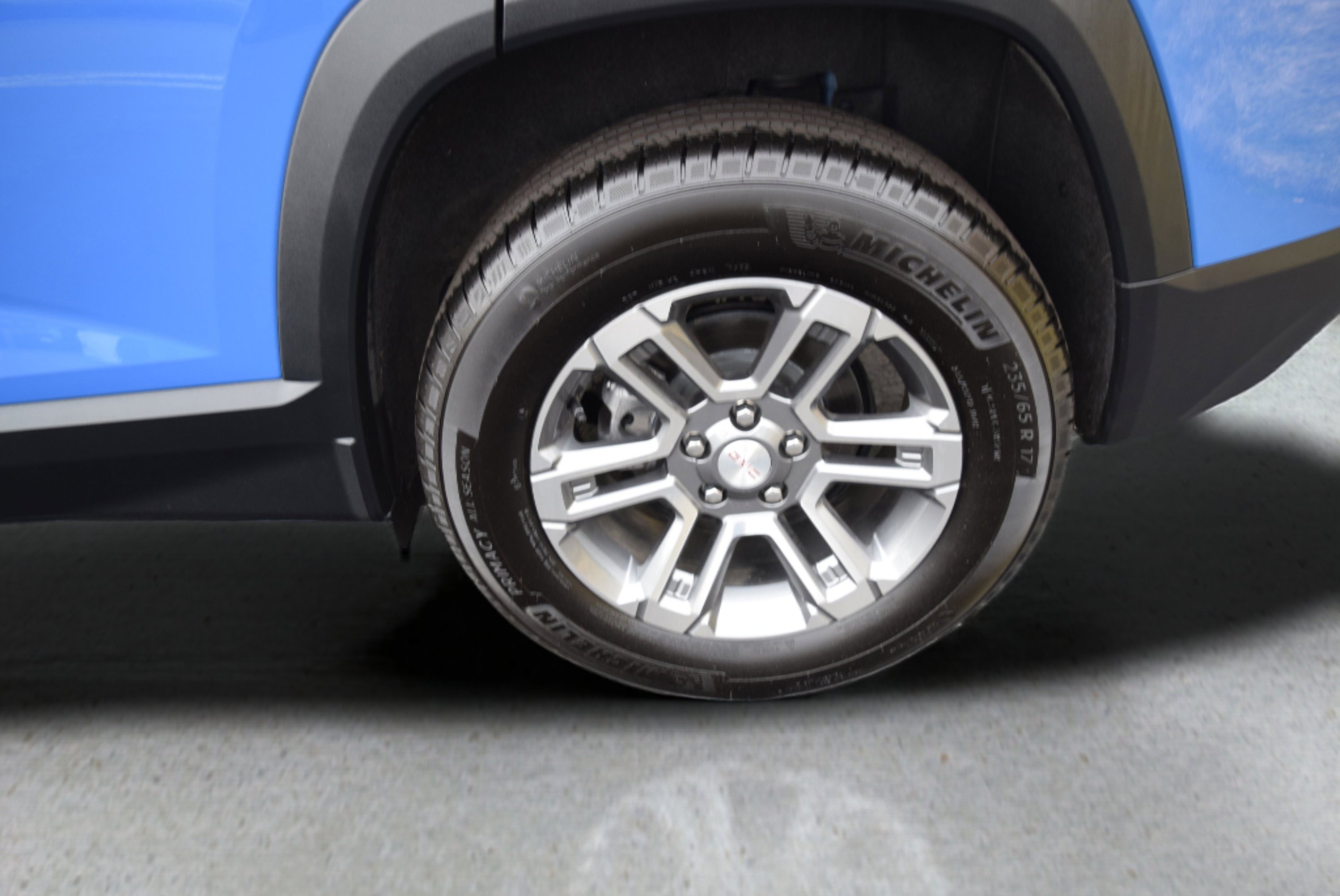 Used 2026 GMC Terrain Elevation image 8