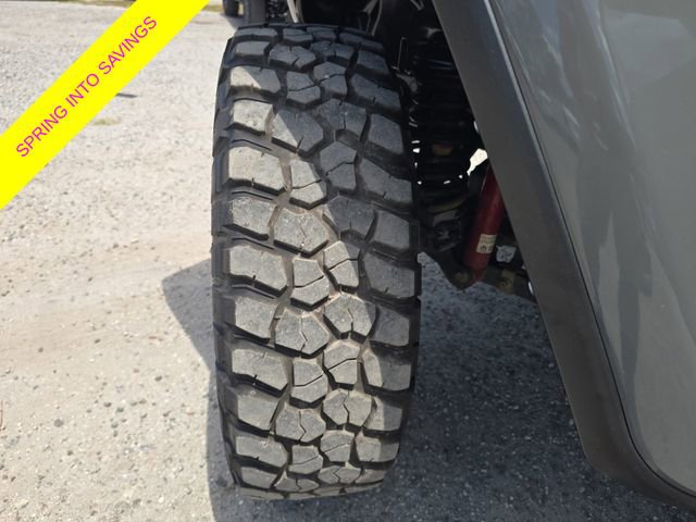 Certified 2023 Jeep Gladiator Willys image 28