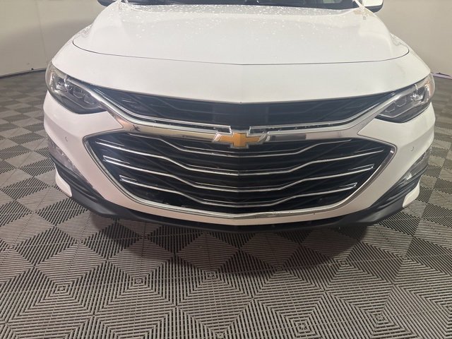Used 2020 Chevrolet Malibu Premier image 12