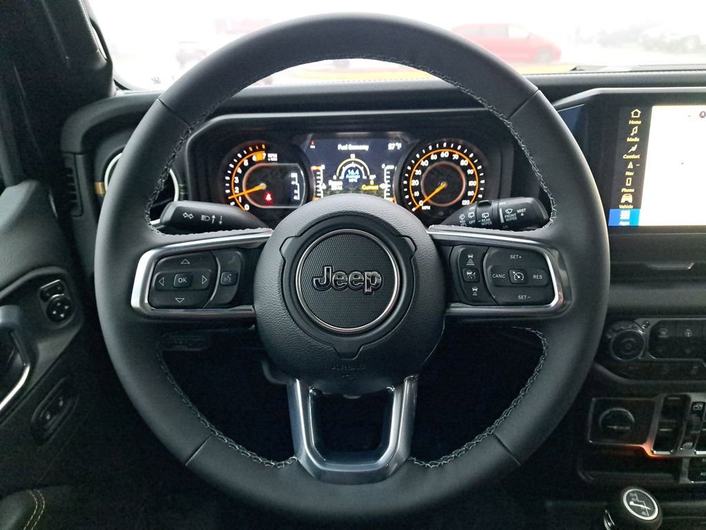 New 2026 Jeep Wrangler Unlimited Sahara AWD/4WD image 19