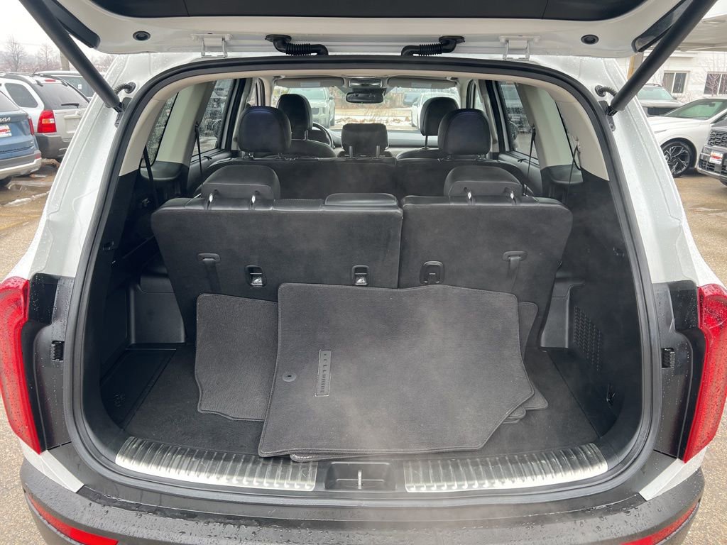 Used 2021 Kia Telluride SX image 12