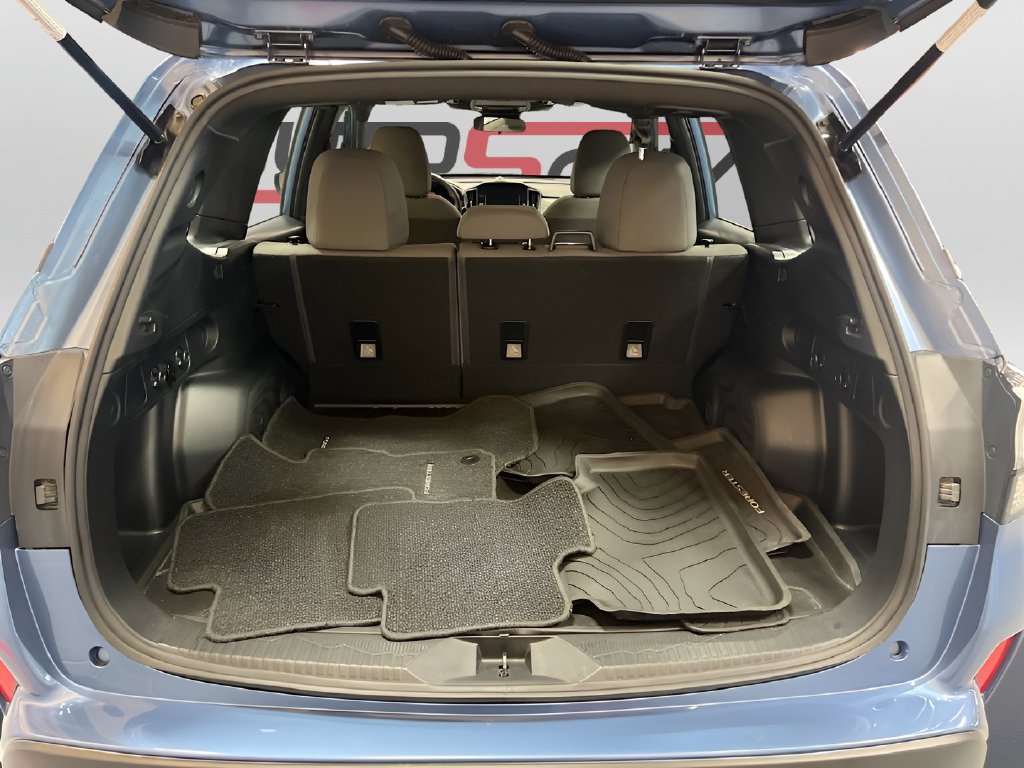 Used 2025 Subaru Forester AWD/4WD image 23